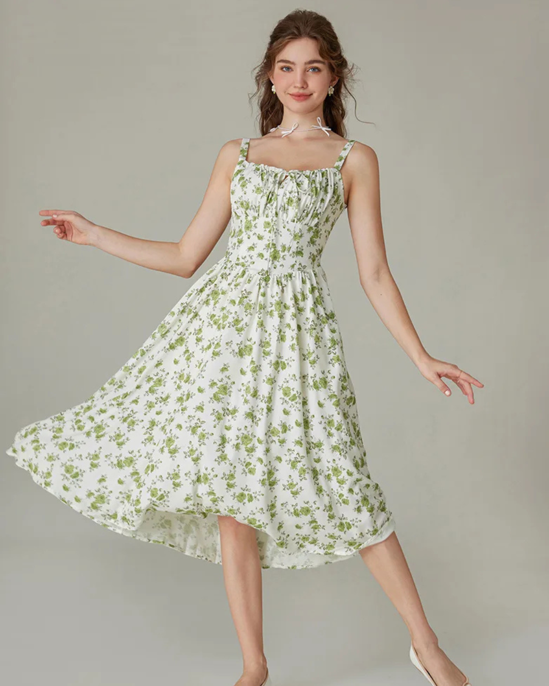 Vestido Floral con Cintura tipo Corset para Mayor Ajuste y Bolsillos Laterales para mujer